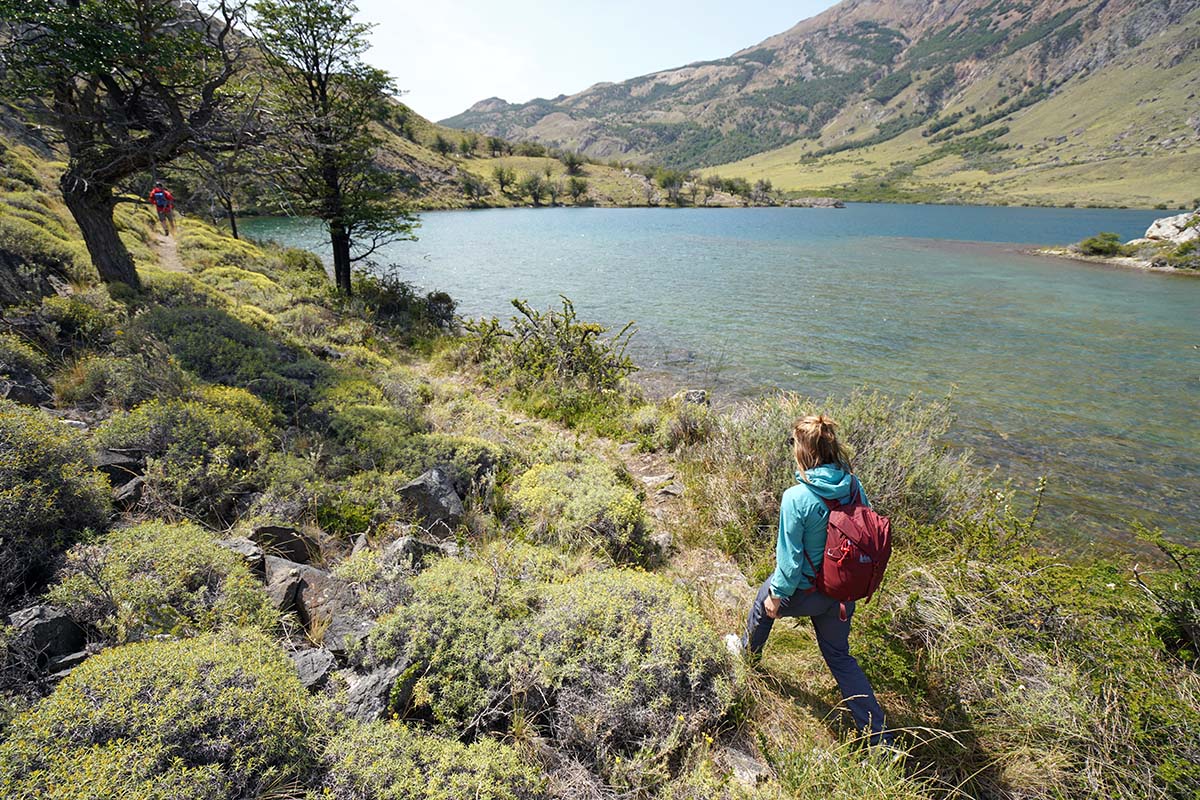 REI Co-op Flash 22 daypack (hiking above lake)