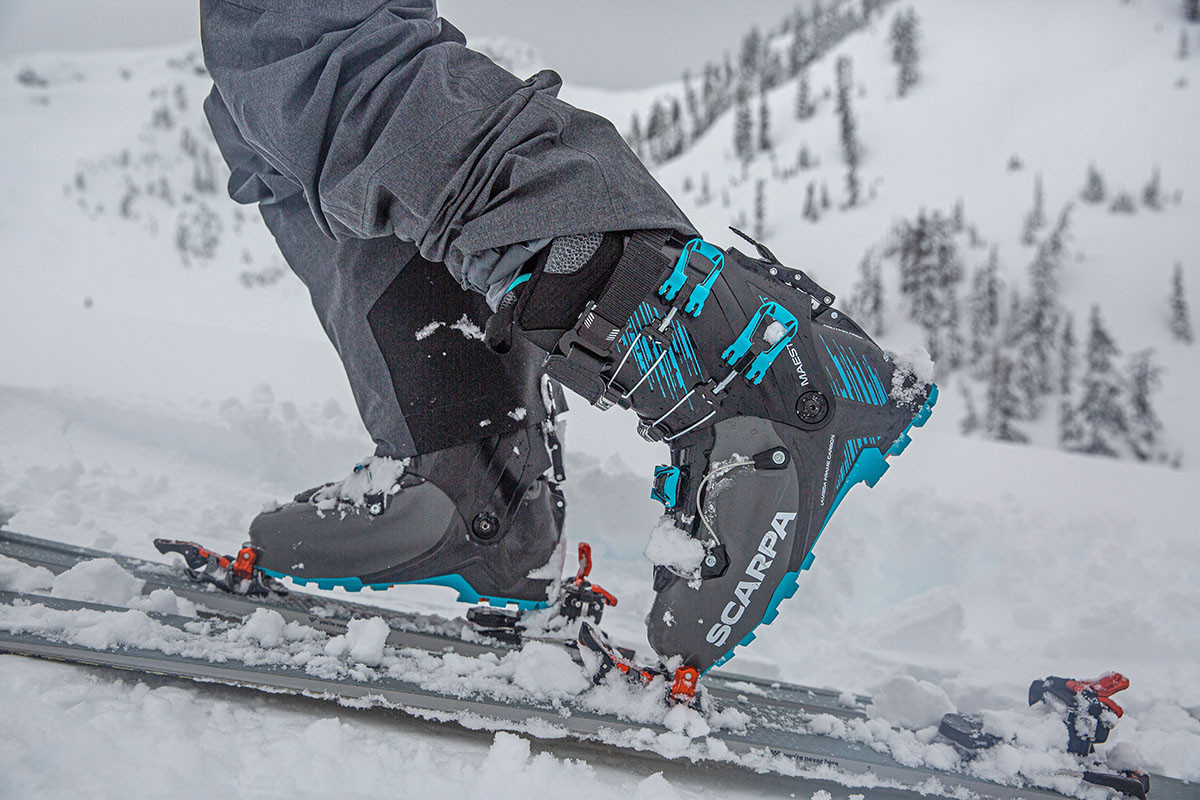 Scarpa Maestrale XT ski boot (skinning)