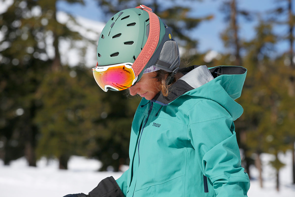 Smith Nexus MIPS helmet (closeup at resort)