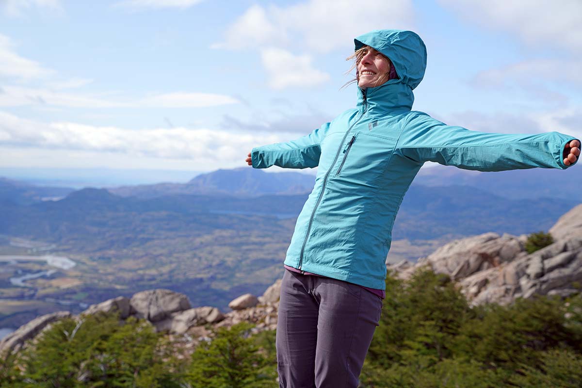 Black Diamond Alpine Start Hoody (falling back into wind)