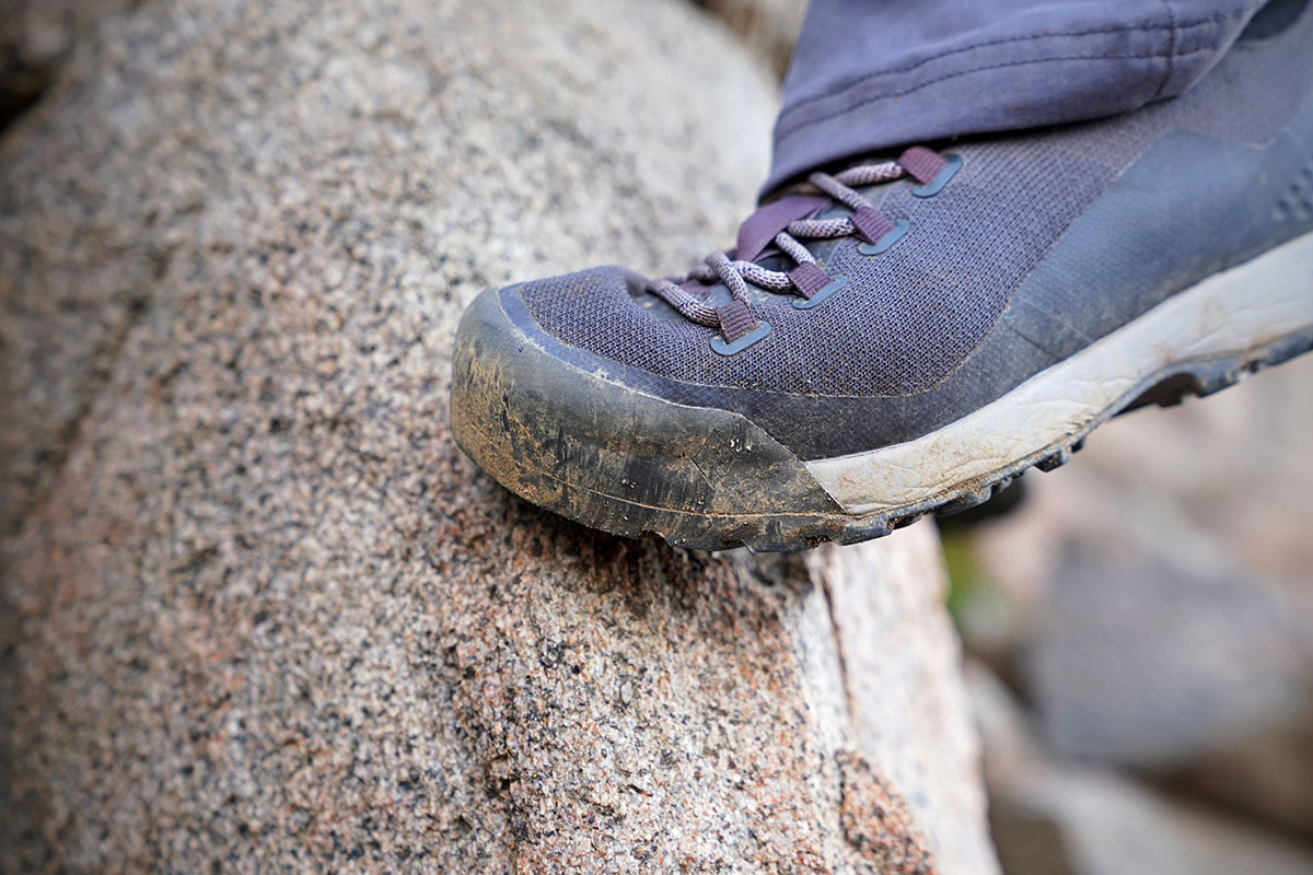 Black Diamond Mission LT approach shoes (toe on rock)