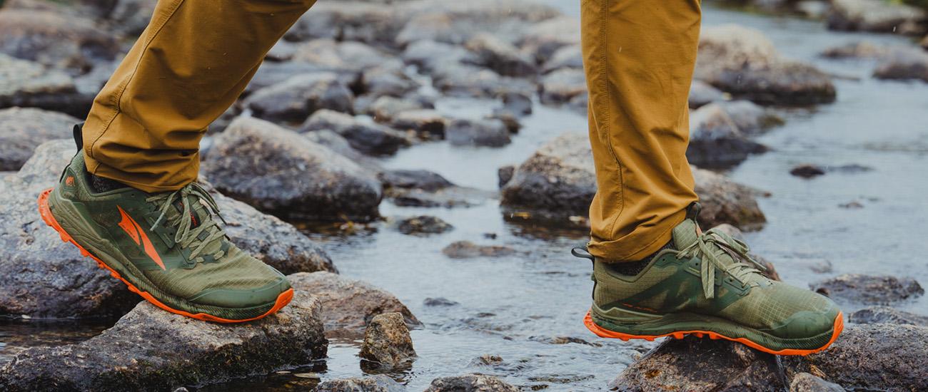 Hiking shoes (crossing water in Altra Lone Peak 8)