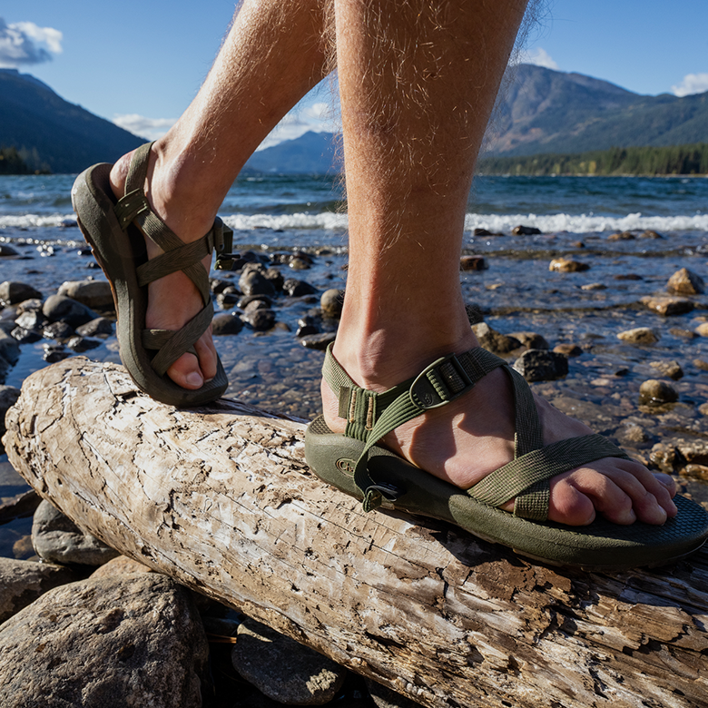 Hiking sandals (hiking over log in Chacos)