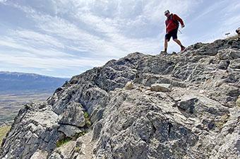 Arc'teryx Konseal AR approach shoe (walking down rocks)