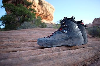 Arctery'x Bora2 Mid GTX Hiking Boots