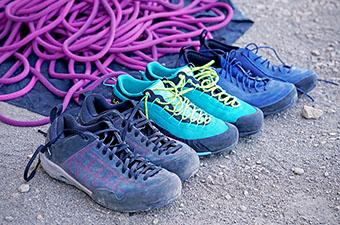 Hiking Shoes vs. Trail Runners | Switchback Travel