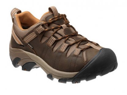 Best Hiking Shoes for Men | Switchback Travel