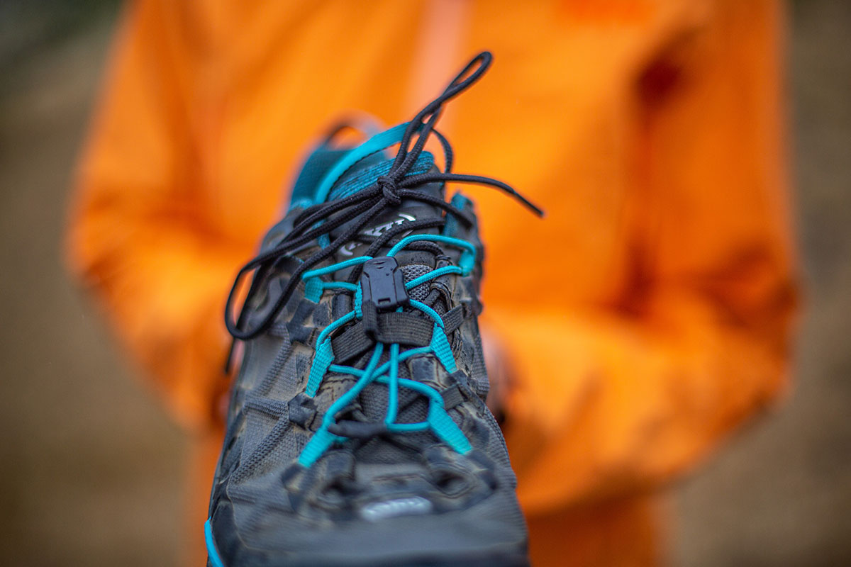 Women's hiking shoes (Aku Rocket DFS lacing system closeup)